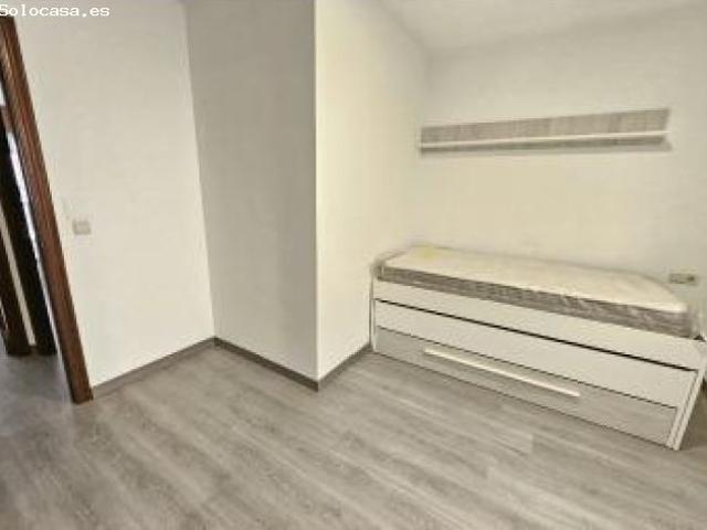 Piso reformado en alquiler en Ames