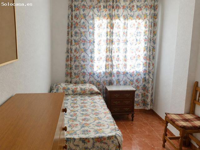 Piso Reformado en Alquiler Ideal para Estudiantes en Avenida de Barcelona