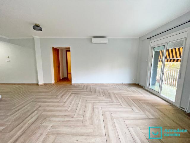 Piso Reformado en la Sagrada Familia