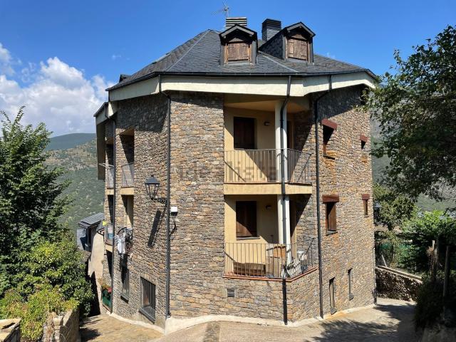 Piso, Rialp