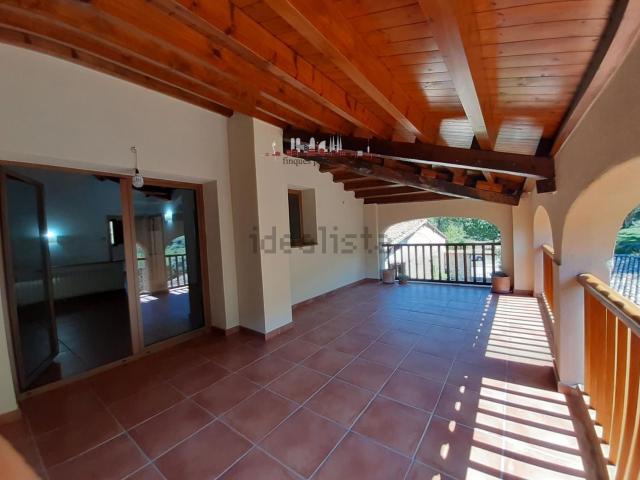 Piso, Ribes de Freser