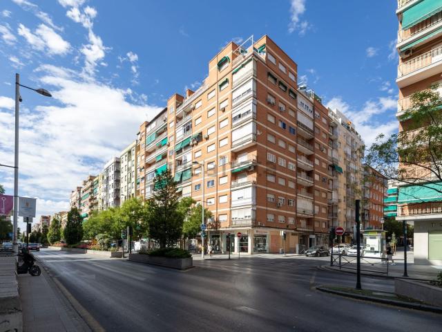 Piso, Ronda Arabial, Granada