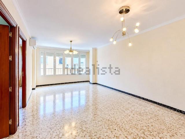 Piso, Ronda Arabial, Granada