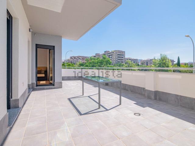 Piso, Rosaleda Juventud, Granada