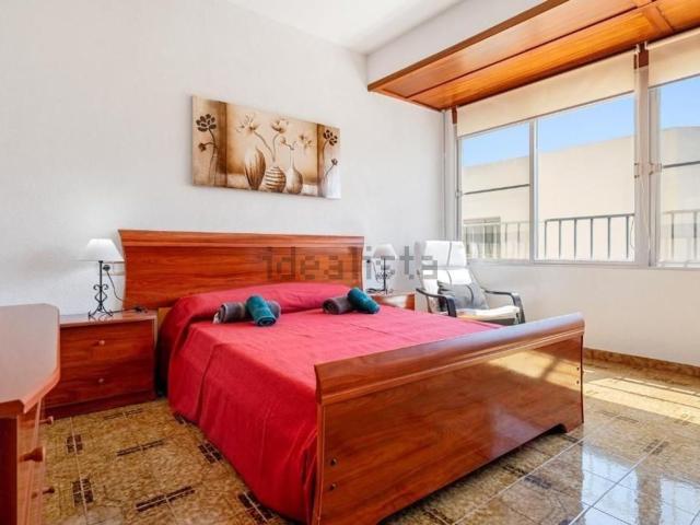 Piso, Sant Carles de la Rápita