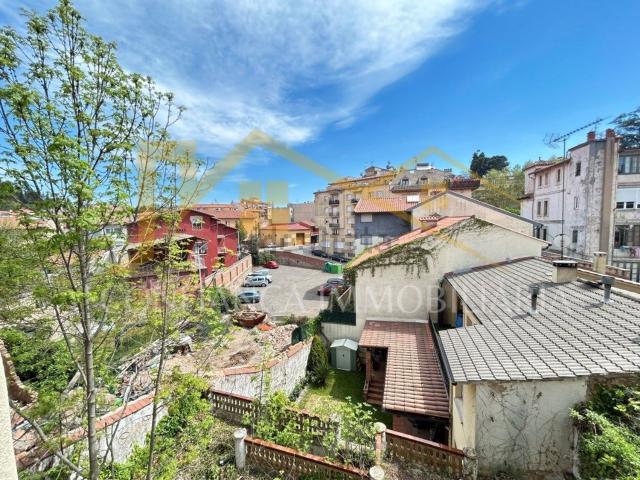 Piso, Sant Hilari Sacalm