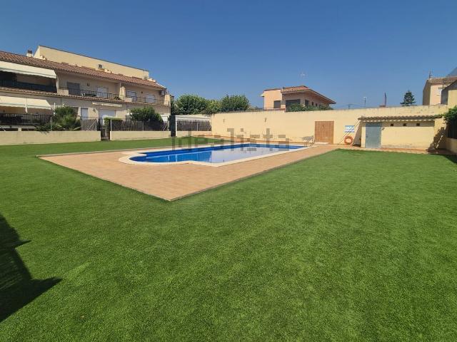 Piso, Sant Jaume Dels Domenys