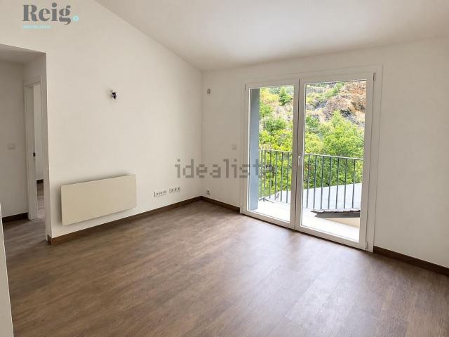 Piso, Sant Julia de Loria