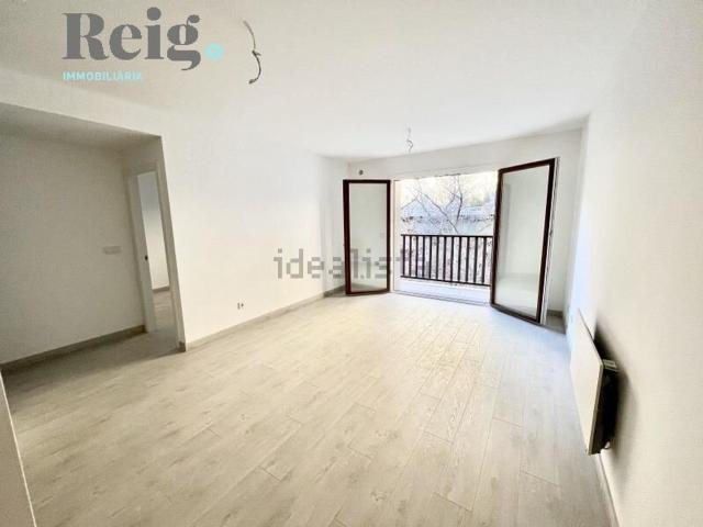 Piso, Sant Julia de Loria