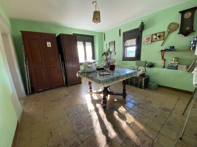 Piso, Santa Maria de Merlès