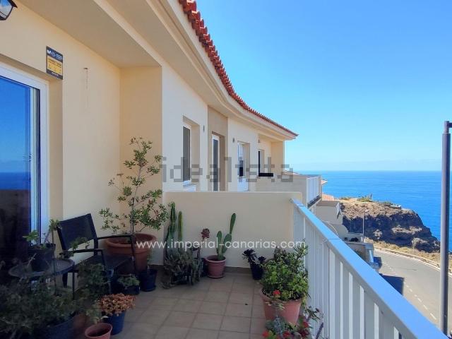 Piso, Santa Ursula
