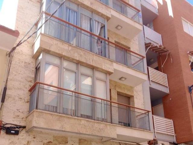 PISO SANTOMERA 3 DORMITORIOS OKUPADO