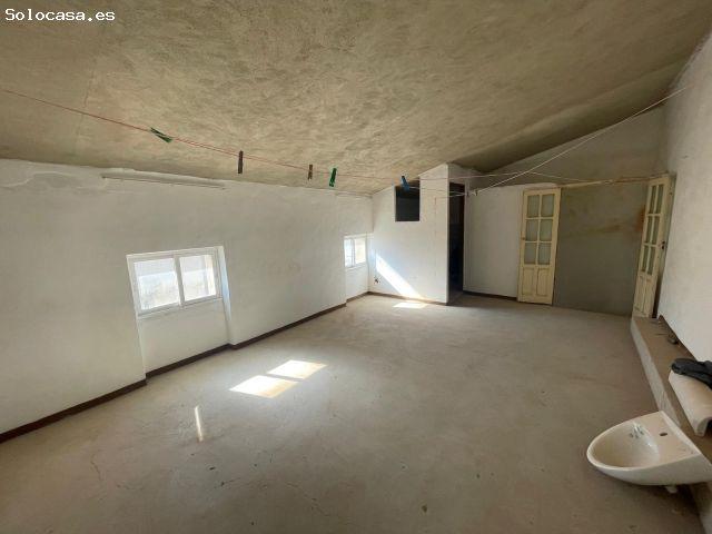 PISO SEMIREFORMADO IDEAL PARA INVERSIÓN EN ARROYO DE LA LUZ
