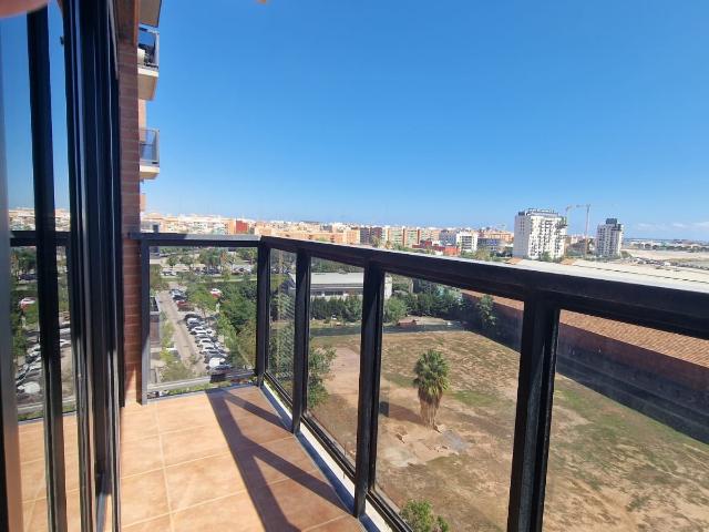 Piso sin amueblar, con electrodomésticos, dos habitaciones, con piscina! en la Ciudad de las Ciencias