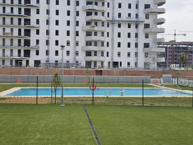 PISO SIN AMUEBLAR DOS HABITACIONES GARAJE TRASTERO PISCINA GIMNASIO