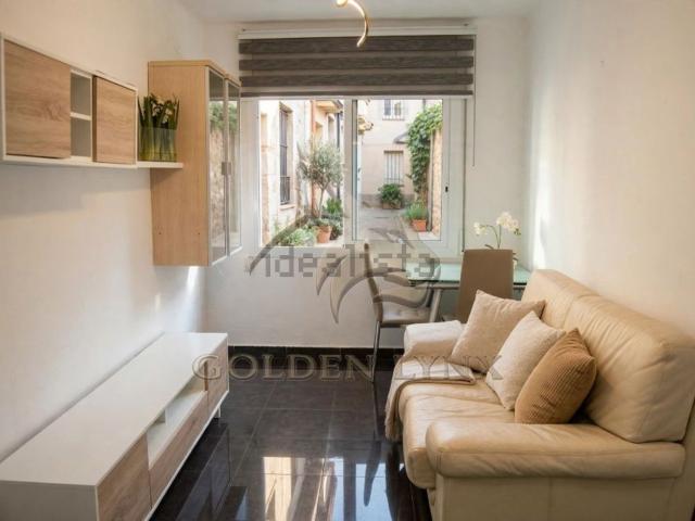 Piso, Sitges