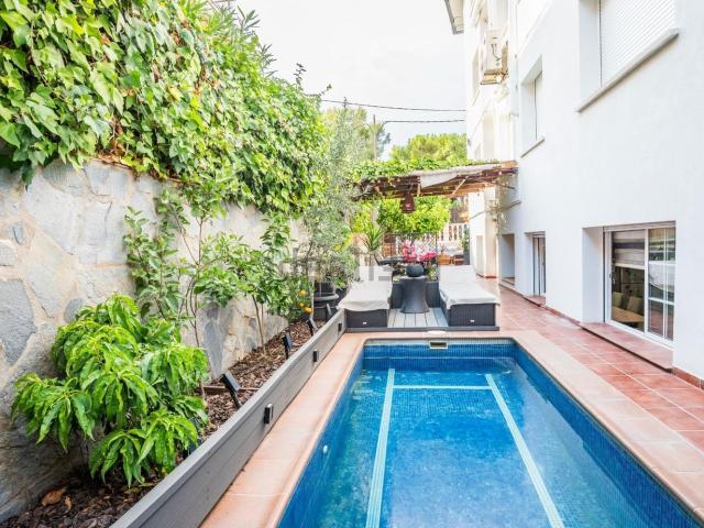 Piso, Sitges