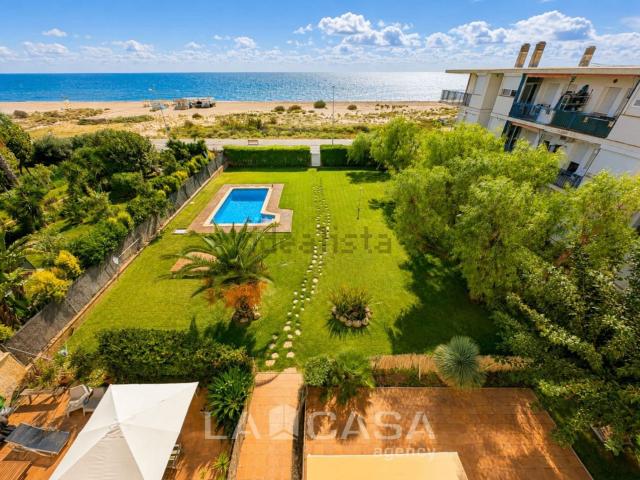 Piso, Sitges