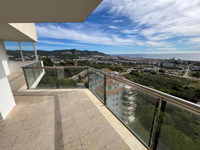 Piso, Sitges