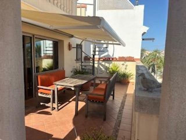 Piso, Sitges