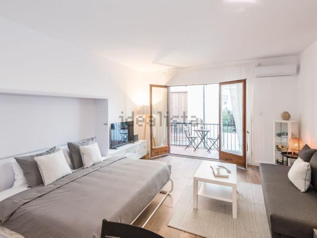 Piso, Sitges