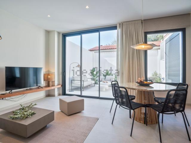 Piso, Sitges