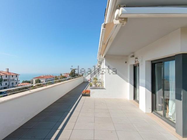 Piso, Sitges