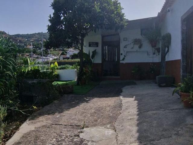 Piso, Teror