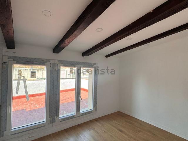 Piso, Tortosa