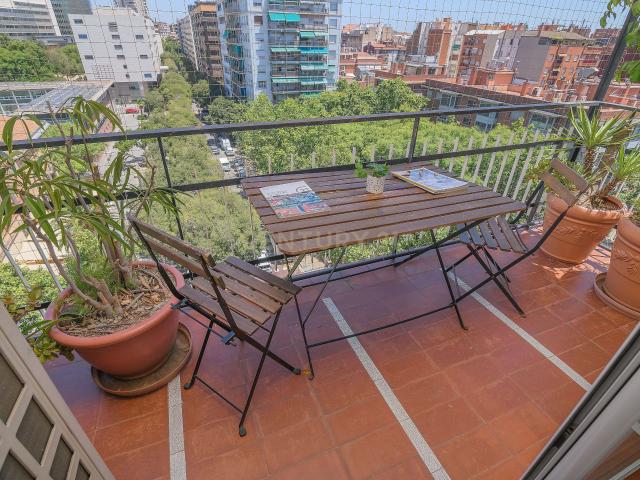 Piso Totalmente Exterior junto a la Avenida Diagonal