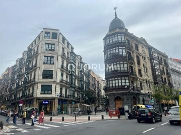 Piso Totalmente Reformado De 2 Habitaciones Y 2 Baños En Abando Inmobiliaria Quorum