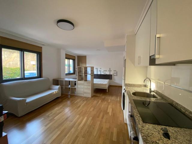 Piso, Travesía de Vigo San Xoán, Vigo