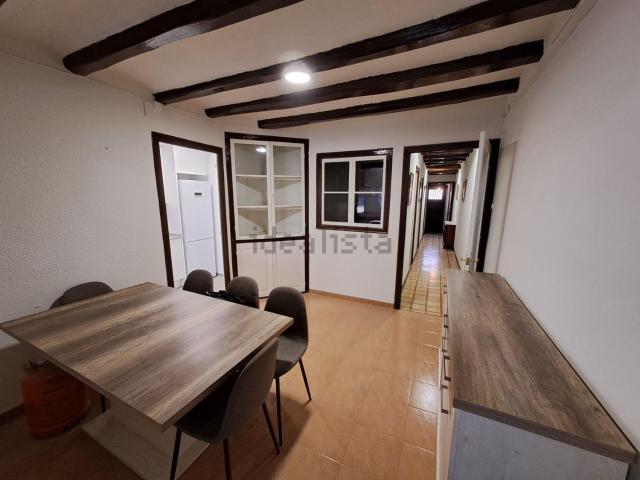 Piso, Vallirana
