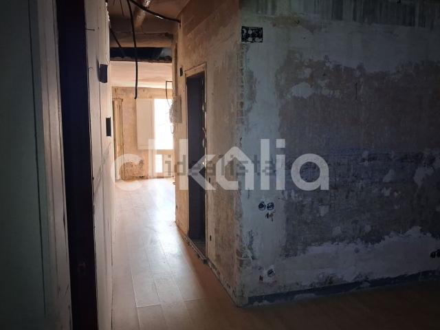 Piso, Vallmoll