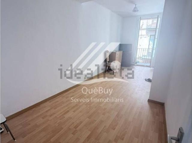 Piso, Valls