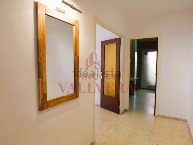Piso, Valls