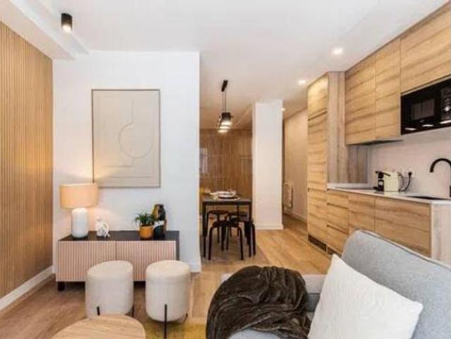 Piso Venta Madrid Capital, Lista
