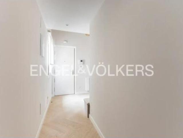 Piso Venta Madrid Capital, Lista