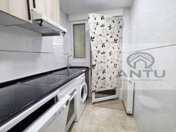 Piso Venta Medina de Pomar, Santurde