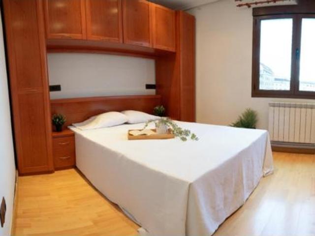 Piso Venta Oviedo, Tenderina Mercadín Fozaneldi