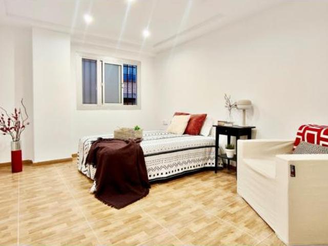 Piso Venta Almería Capital, Centro