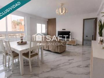 Piso en venta en Barrio de San Luís - Ascensor