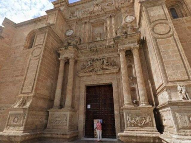 Piso Venta Almería Capital, La Chanca Pescadería