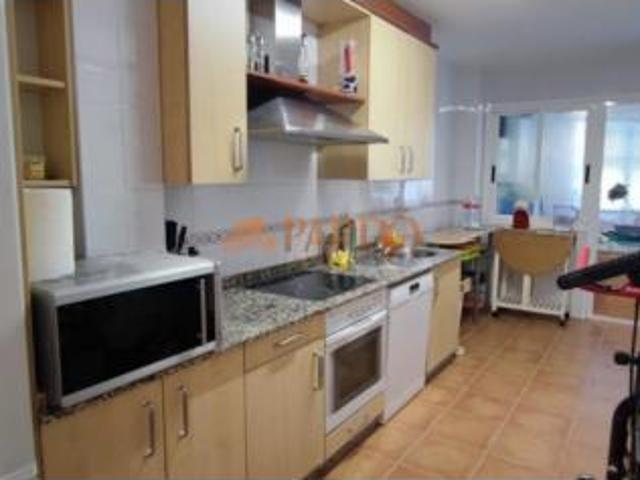 Piso Venta Ares, Redes