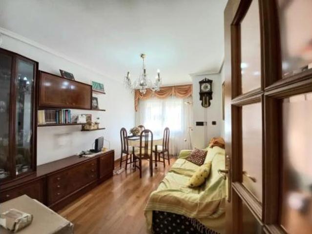 Piso Venta Burgos Capital, El Crucero Cortes