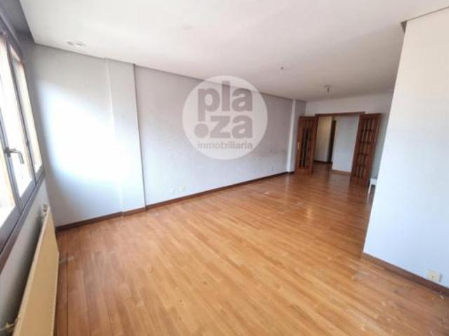 Piso Venta Burgos Capital, Plaza Vega San Pedro de Cardeña