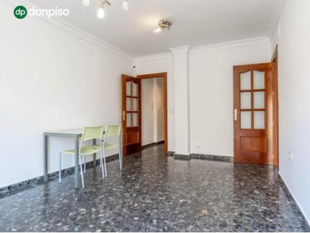 Piso Venta Churriana de La Vega, Zona Calle Santa Lucía Calle las Margaritas