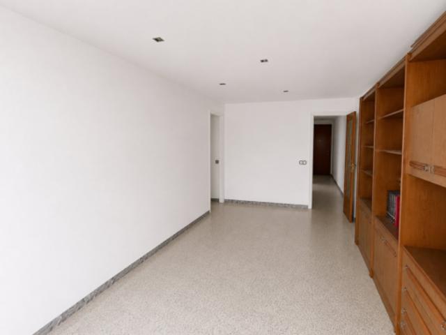 Piso Venta Cornellà de Llobregat, La Gavarra