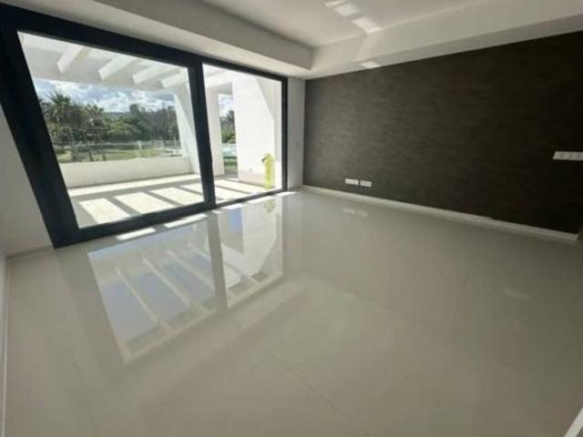 Piso Venta Estepona, El Paraíso Atalaya Benamara