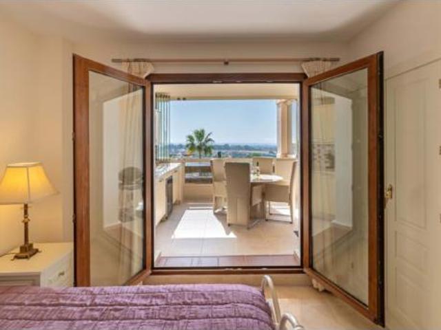 Piso Venta Estepona, El Paraíso Atalaya Benamara
